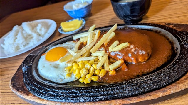 ファミリーレストラン ヤシ | (一社)東伊豆町観光協会 ファミリーレストラン ヤシ | (一社)東伊豆町観光協会