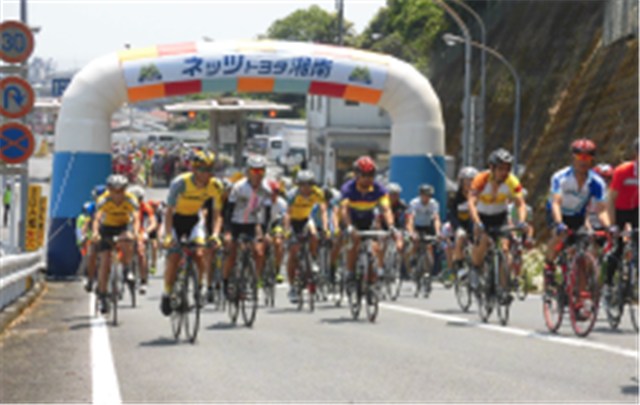 10 3 日 箱根ヒルクライム21 アネスト岩田 ターンパイク箱根