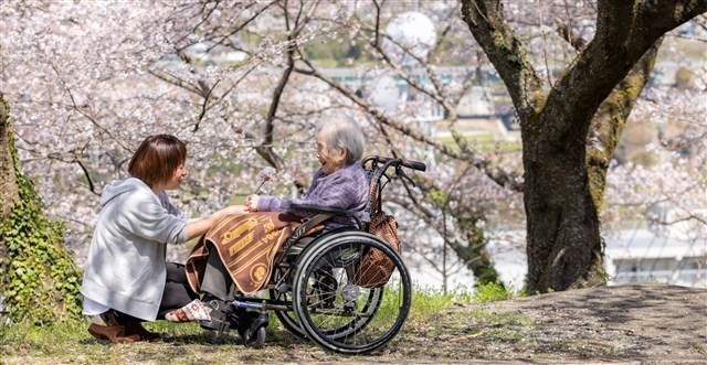 特別養護老人ホーム」の更なる取組（平成28年度実践発表＜2＞）戻る | 公益社団法人 全国老人福祉施設協議会