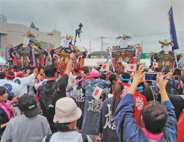 寒川神轿祭| 一般社団法人寒川町観光協会